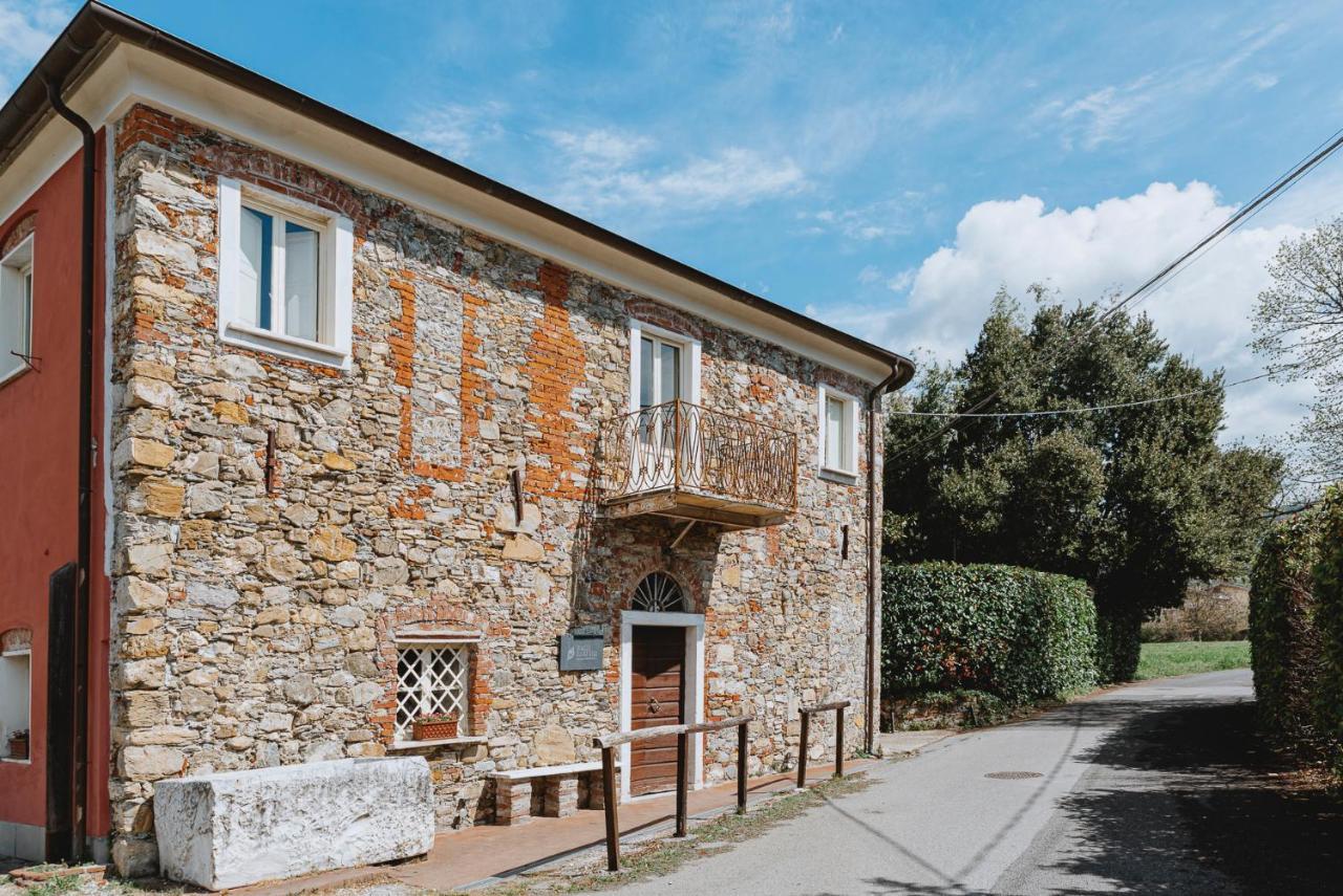 Un Angelo Alla Mia Tavola Sarzana Exteriör bild
