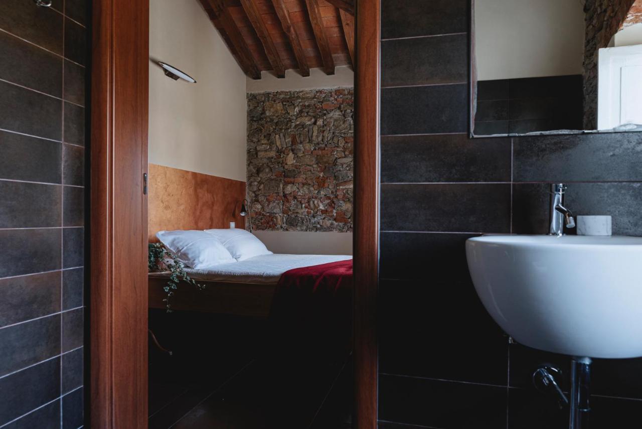 Un Angelo Alla Mia Tavola Sarzana Exteriör bild