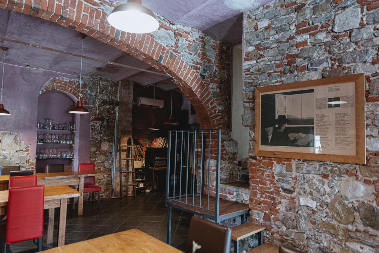 Un Angelo Alla Mia Tavola Sarzana Exteriör bild
